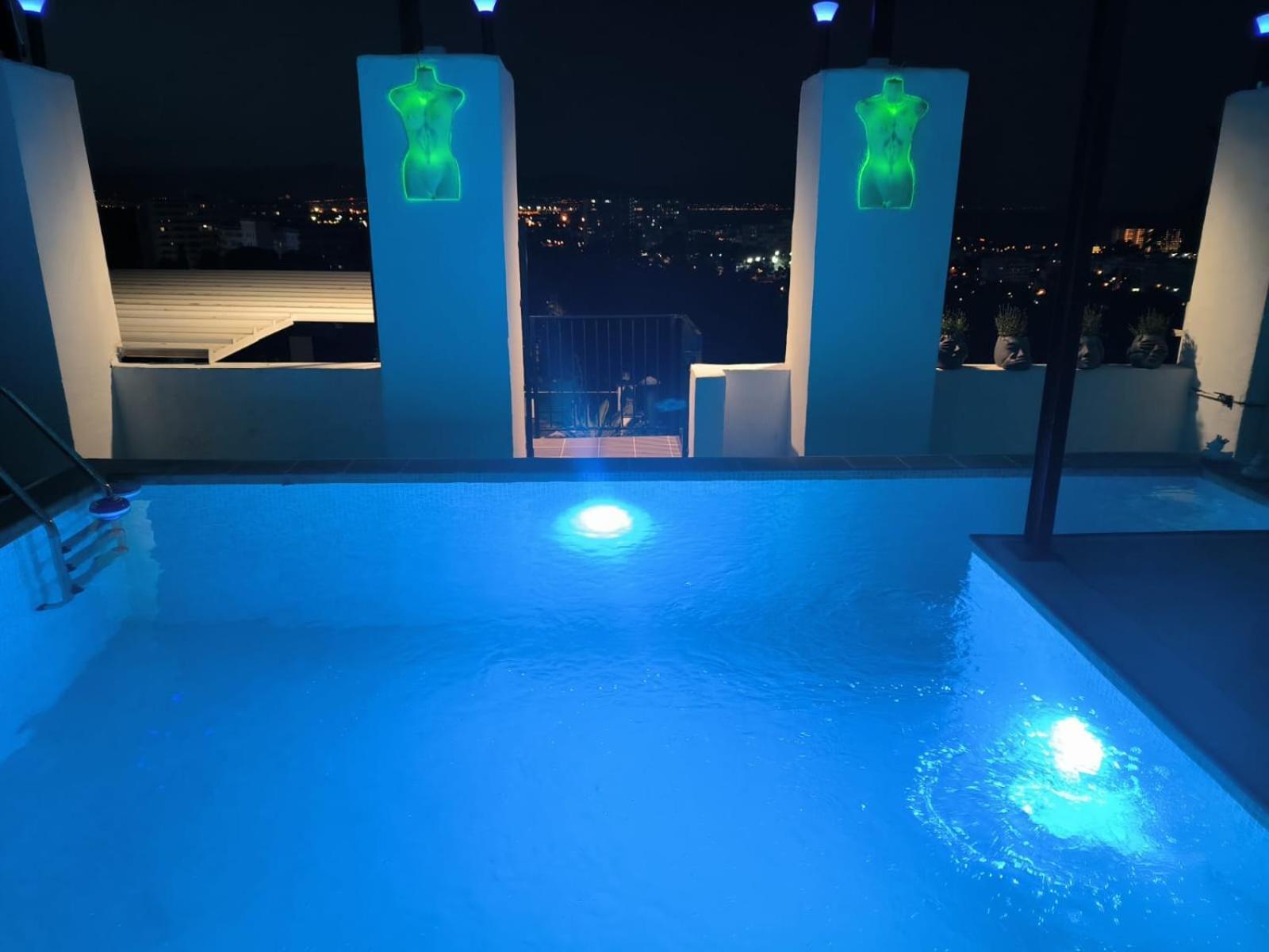 Pinar Suites Habitaciones Torremolinos Extérieur photo